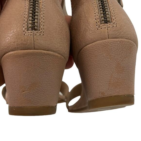 EILEEN FISHER "MARA" TAN LEATHER ANKLE STRAP OPEN TOE LOW HEEL SANDALS/WEDGES - Picture 11 of 11